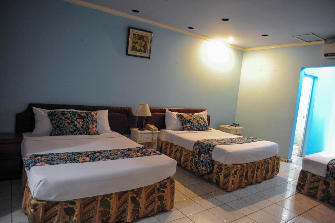 Glorianna Hotel Montego Bay Exterior photo